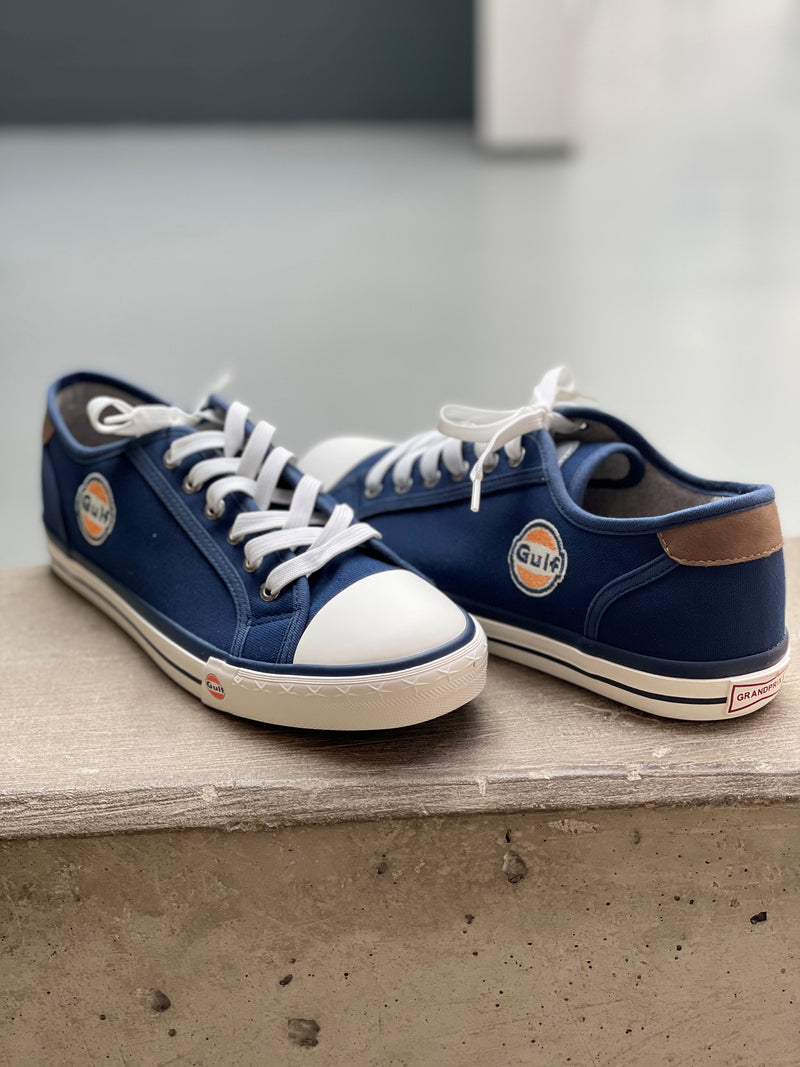 Men's Gulf Low-Top Canvas Sneakers in Navy